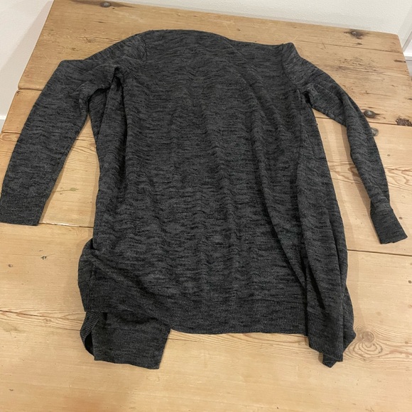 Theory Charcoal Cardigan in size medium wool - Picture 3 of 3